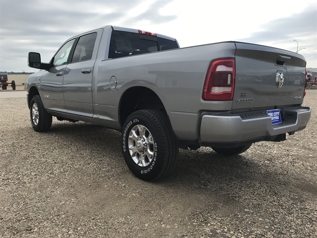 RAM 2500 Laramie 4x4 Crew Cab 6'4" Box 2024 RAM 2500 Laramie 4x4 Crew Cab 6'4" Box 2024