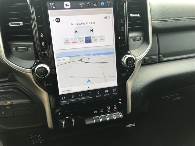 RAM 2500 Laramie 4x4 Crew Cab 6'4" Box 2024 RAM 2500 Laramie 4x4 Crew Cab 6'4" Box 2024