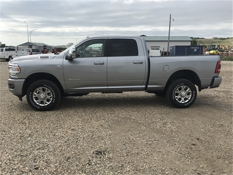 2024 RAM 2500 Laramie 4x4 Crew Cab 6'4" Box