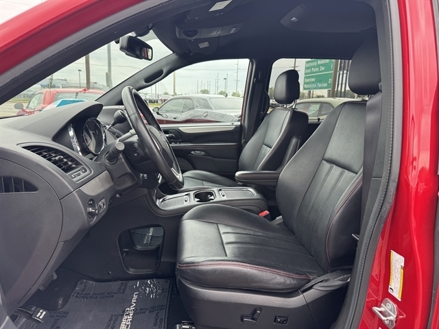 Dodge Grand Caravan 4dr Wgn R/T 2015 Dodge Grand Caravan 4dr Wgn R/T 2015