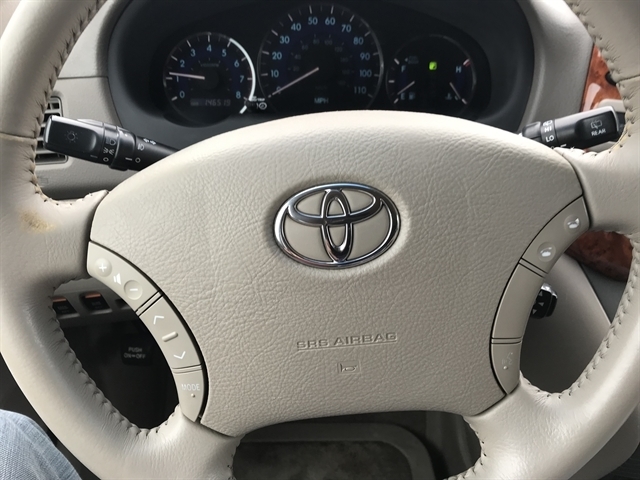 Toyota Sienna 5dr 7-Pass Van XLE FWD (Natl) 2009 Toyota Sienna 5dr 7-Pass Van XLE FWD (Natl) 2009