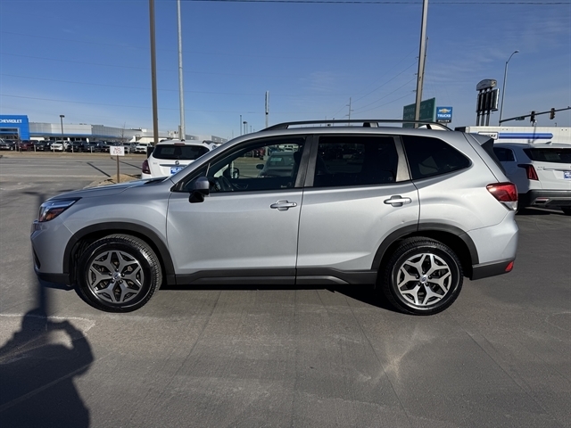 Subaru Forester Premium CVT 2020 Subaru Forester Premium CVT 2020