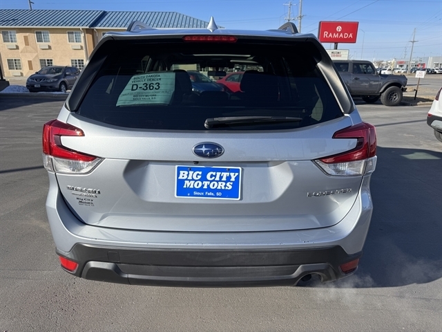 Subaru Forester Premium CVT 2020 Subaru Forester Premium CVT 2020