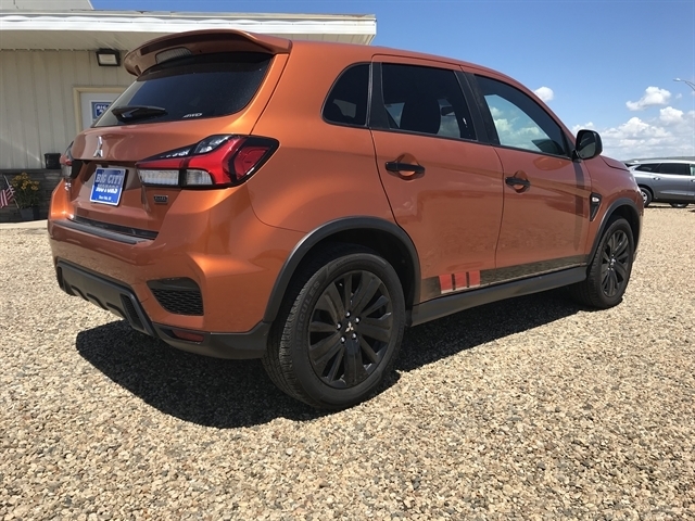 Mitsubishi Outlander Sport ES 2.0 AWC CVT 2020 Mitsubishi Outlander Sport ES 2.0 AWC CVT 2020