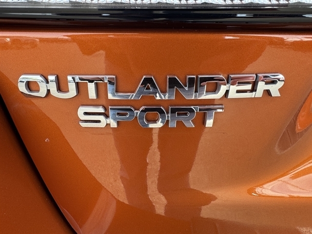 Mitsubishi Outlander Sport ES 2.0 AWC CVT 2020 Mitsubishi Outlander Sport ES 2.0 AWC CVT 2020