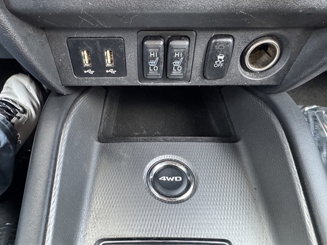 Mitsubishi Outlander Sport ES 2.0 AWC CVT 2020 Mitsubishi Outlander Sport ES 2.0 AWC CVT 2020