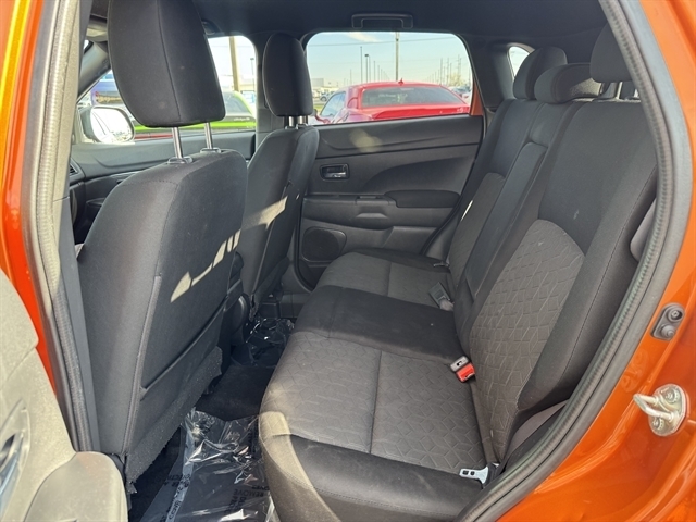 Mitsubishi Outlander Sport ES 2.0 AWC CVT 2020 Mitsubishi Outlander Sport ES 2.0 AWC CVT 2020