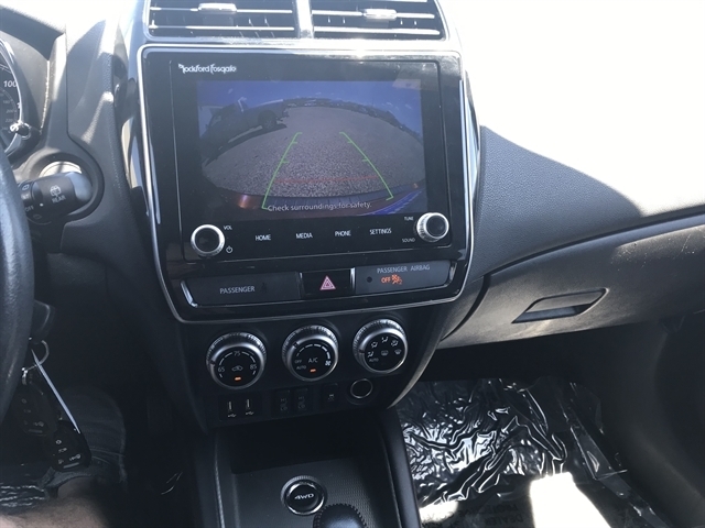 Mitsubishi Outlander Sport ES 2.0 AWC CVT 2020 Mitsubishi Outlander Sport ES 2.0 AWC CVT 2020