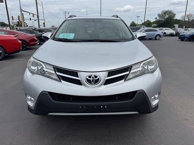 Toyota RAV4 AWD 4dr XLE (Natl) 2014 Toyota RAV4 AWD 4dr XLE (Natl) 2014