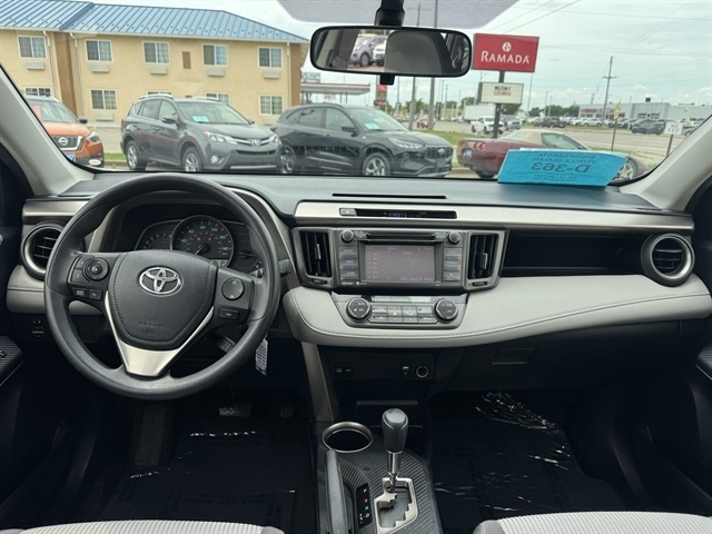 Toyota RAV4 AWD 4dr XLE (Natl) 2014 Toyota RAV4 AWD 4dr XLE (Natl) 2014