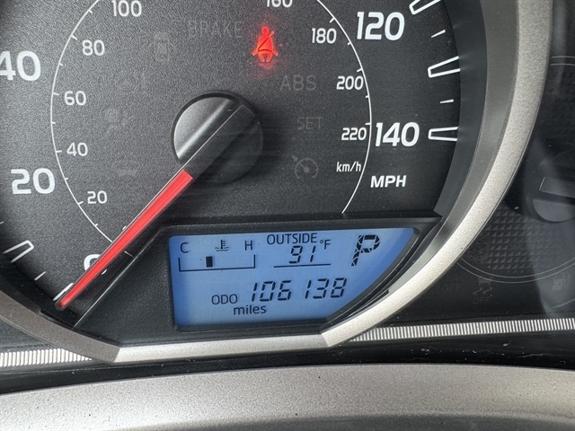 Toyota RAV4 AWD 4dr XLE (Natl) 2014 Toyota RAV4 AWD 4dr XLE (Natl) 2014