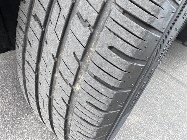 Toyota RAV4 AWD 4dr XLE (Natl) 2014 Toyota RAV4 AWD 4dr XLE (Natl) 2014