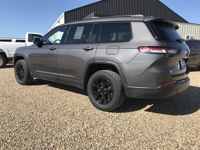 Jeep Grand Cherokee L Altitude 4x4 2024 Jeep Grand Cherokee L Altitude 4x4 2024