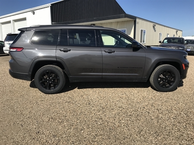 Jeep Grand Cherokee L Altitude 4x4 2024 Jeep Grand Cherokee L Altitude 4x4 2024