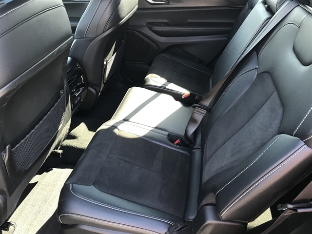 Jeep Grand Cherokee L Altitude 4x4 2024 Jeep Grand Cherokee L Altitude 4x4 2024