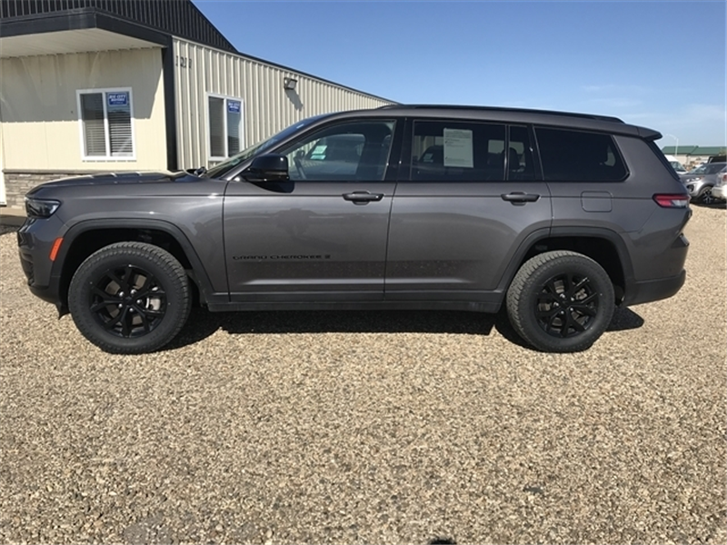 2024 Jeep Grand Cherokee L Altitude 4x4