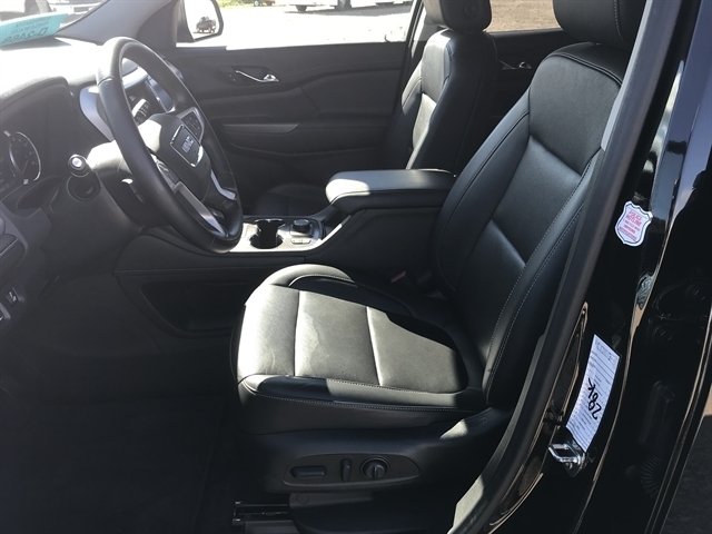 GMC Acadia AWD 4dr SLT 2023 GMC Acadia AWD 4dr SLT 2023