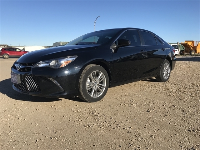 Toyota Camry 4dr Sdn I4 Auto XLE (Natl) 2016 Toyota Camry 4dr Sdn I4 Auto XLE (Natl) 2016