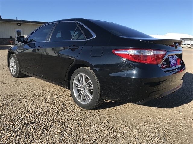 Toyota Camry 4dr Sdn I4 Auto XLE (Natl) 2016 Toyota Camry 4dr Sdn I4 Auto XLE (Natl) 2016