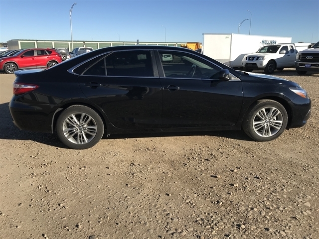 Toyota Camry 4dr Sdn I4 Auto XLE (Natl) 2016 Toyota Camry 4dr Sdn I4 Auto XLE (Natl) 2016