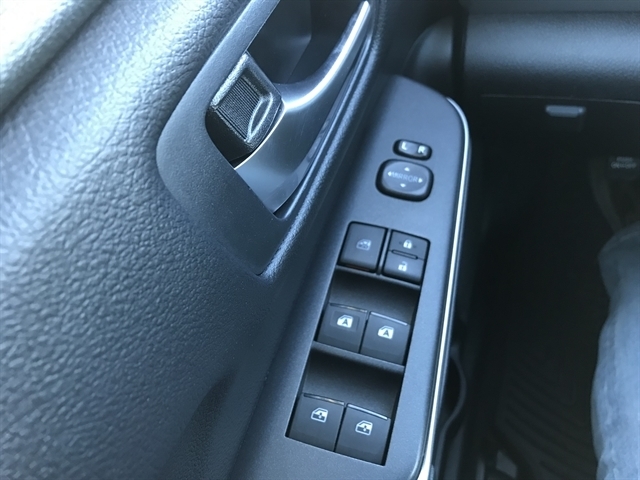 Toyota Camry 4dr Sdn I4 Auto XLE (Natl) 2016 Toyota Camry 4dr Sdn I4 Auto XLE (Natl) 2016