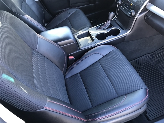 Toyota Camry 4dr Sdn I4 Auto XLE (Natl) 2016 Toyota Camry 4dr Sdn I4 Auto XLE (Natl) 2016