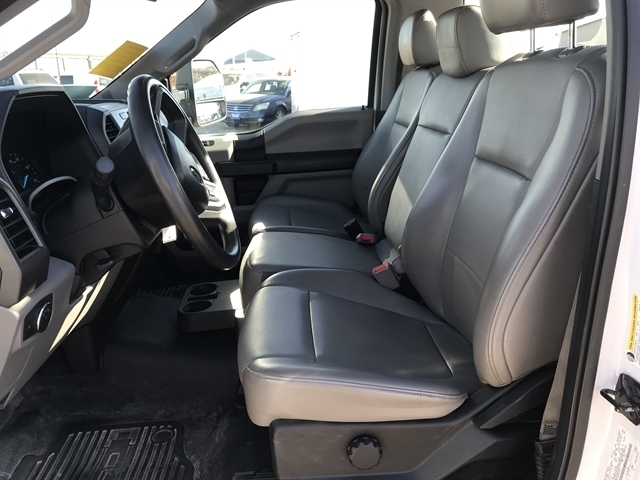 Ford Super Duty F-250 SRW XL 4WD Reg Cab 8' Box 2019 Ford Super Duty F-250 SRW XL 4WD Reg Cab 8' Box 2019