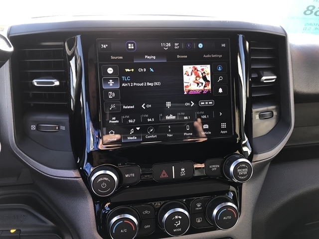 RAM 2500 Tradesman 4x4 Crew Cab 8' Box 2024 RAM 2500 Tradesman 4x4 Crew Cab 8' Box 2024