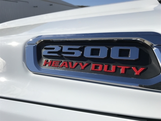 RAM 2500 Tradesman 4x4 Crew Cab 8' Box 2024 RAM 2500 Tradesman 4x4 Crew Cab 8' Box 2024