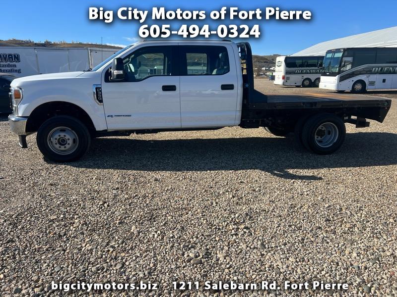 2022 Ford F-350 Super Duty Chassis Crew Cab XL DRW