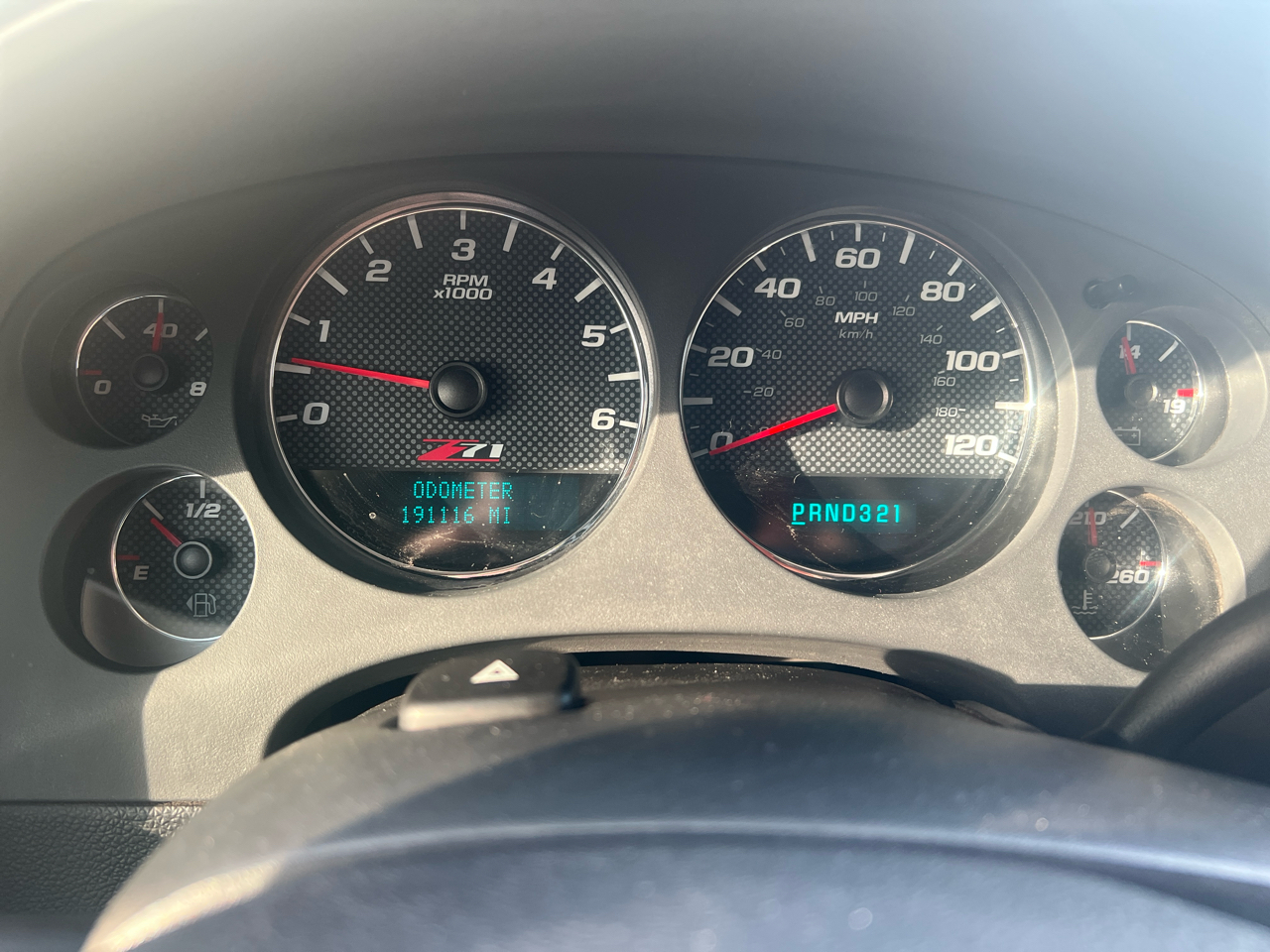 2007 Chevrolet Suburban 1500 LT photo 4