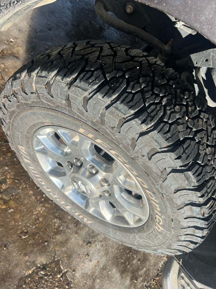 RAM 2500 Laramie 4x4 Mega Cab 6'4" Box 2022