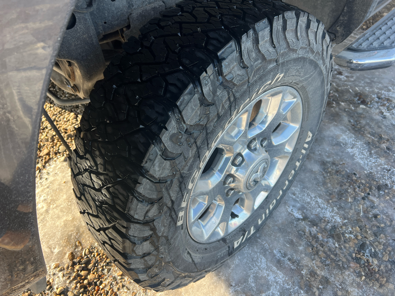 RAM 2500 Laramie 4x4 Mega Cab 6'4" Box 2022