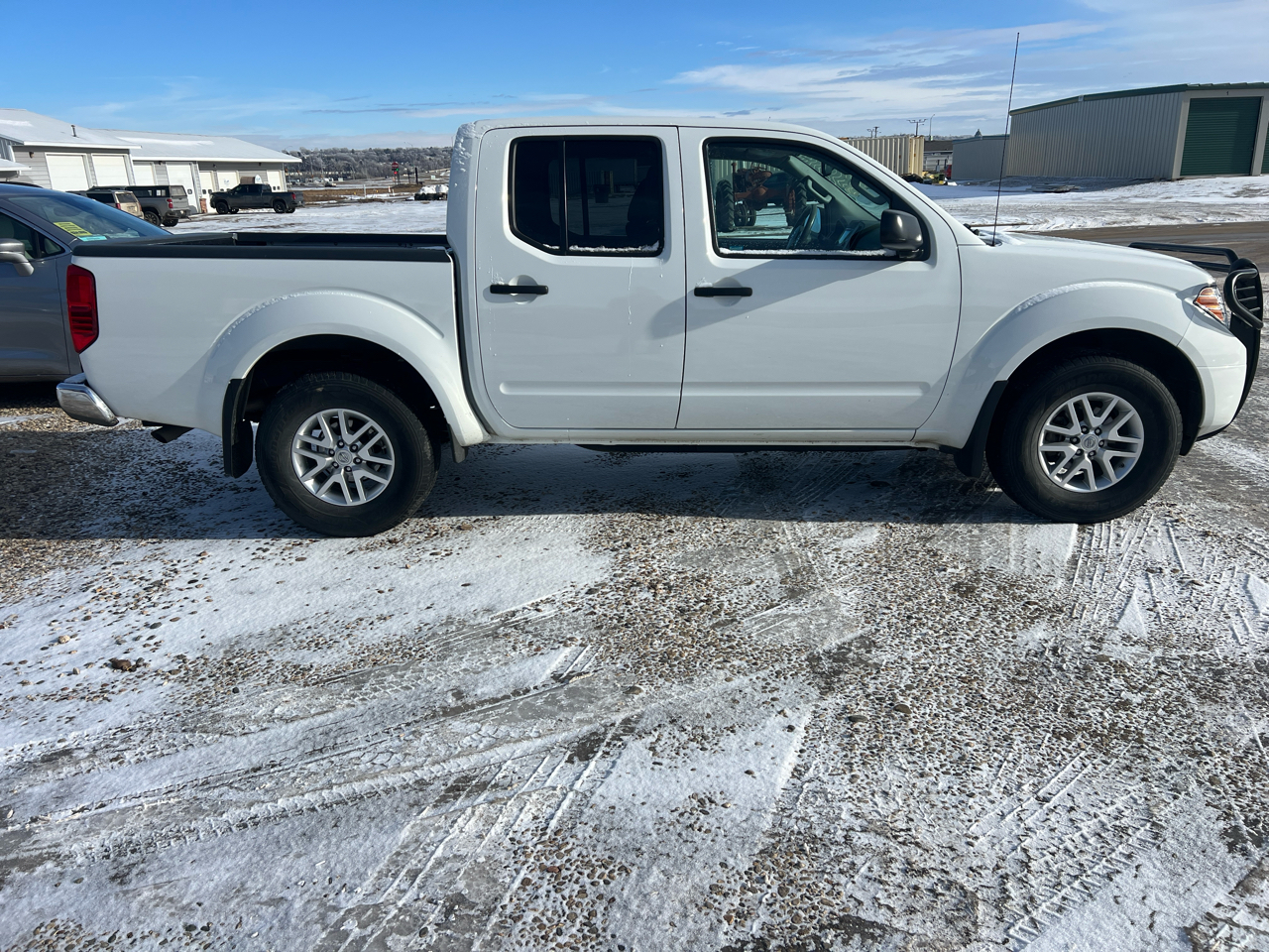 Nissan Frontier 4WD Crew Cab SWB Auto SV 2016