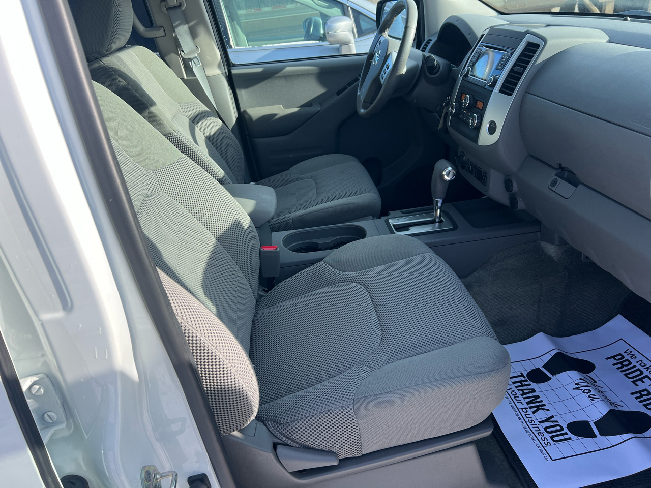 Nissan Frontier 4WD Crew Cab SWB Auto SV 2016