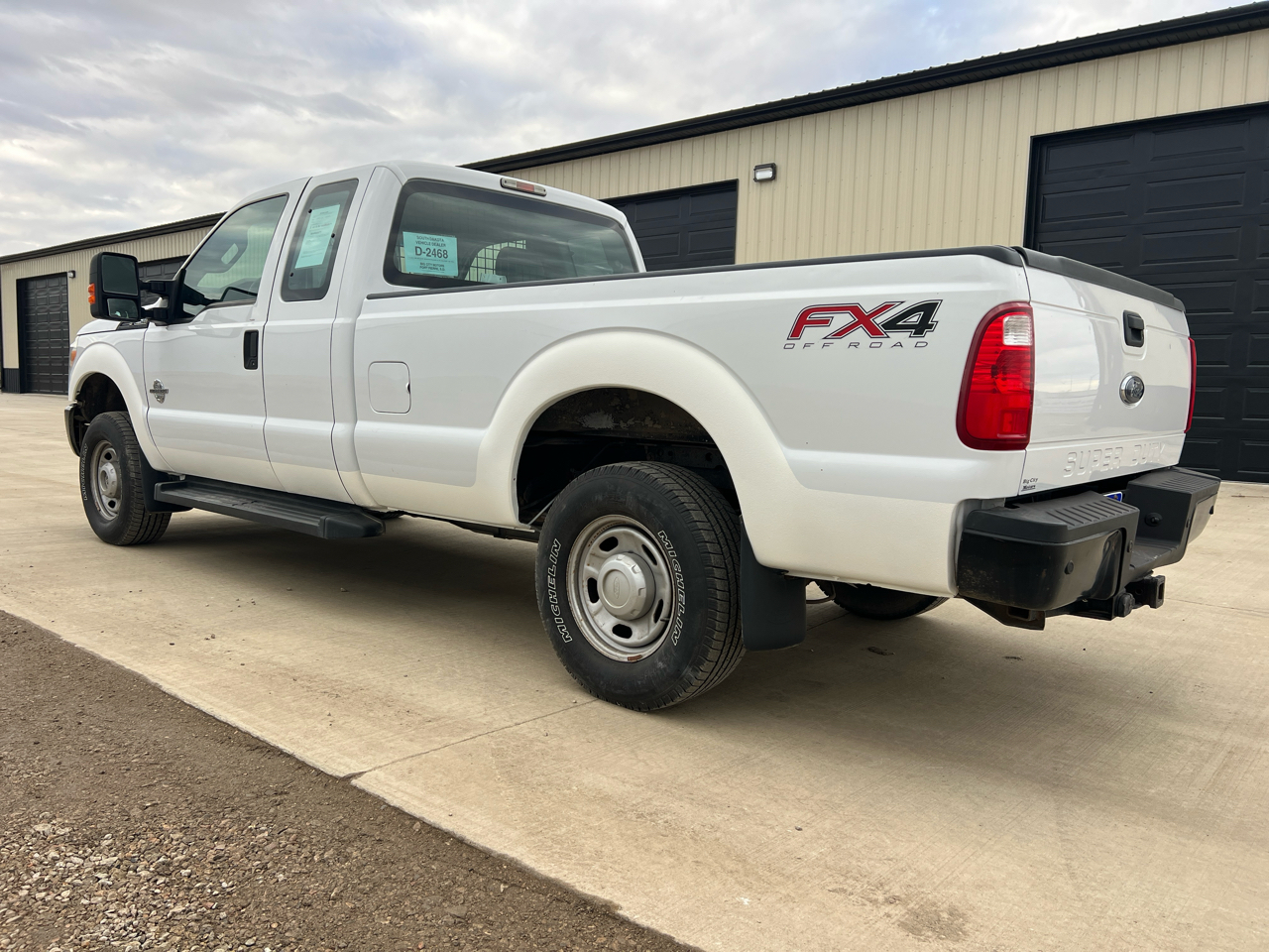 Ford Super Duty F-250 SRW 4WD SuperCab 142" XL 2013