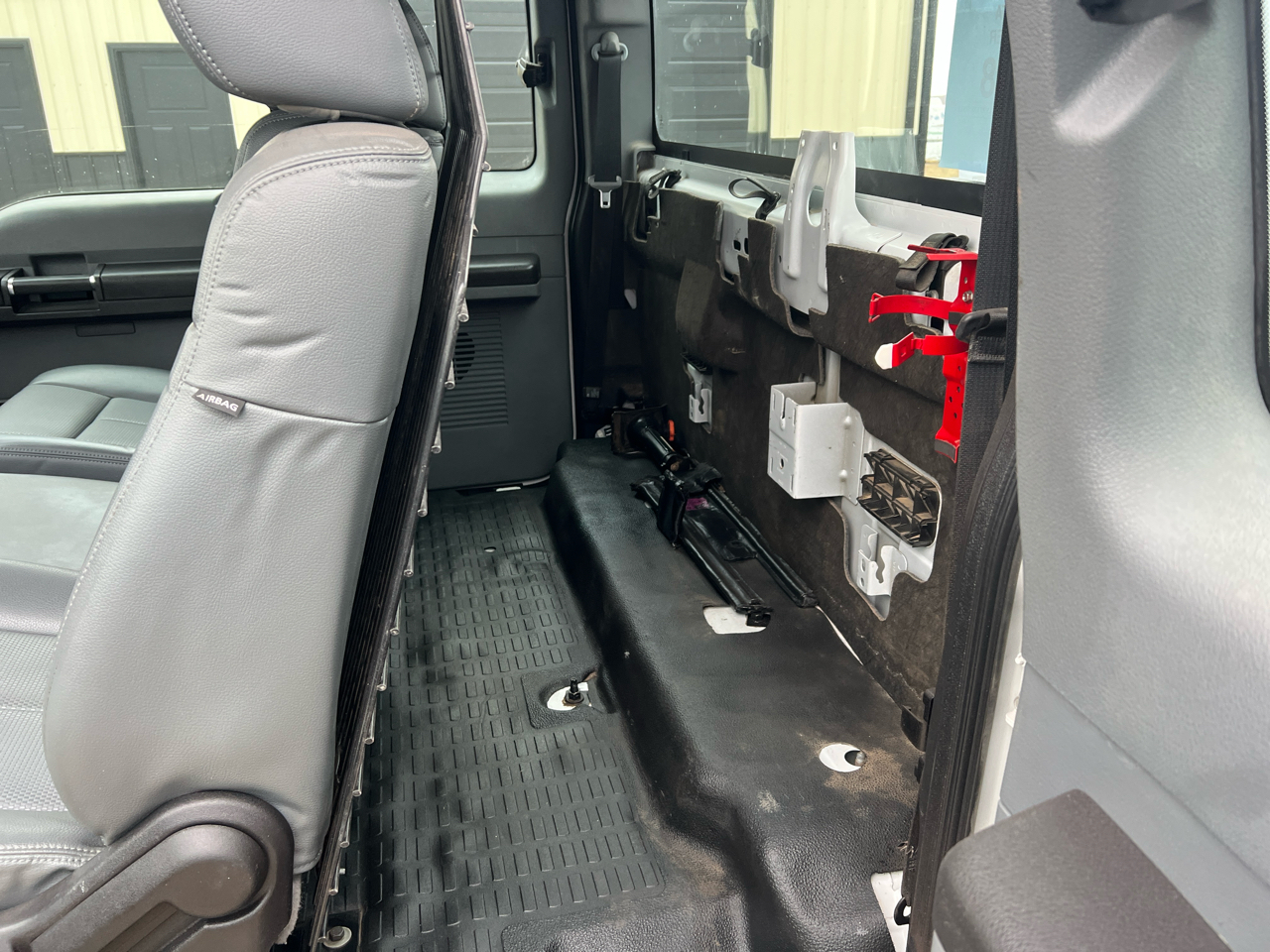 Ford Super Duty F-250 SRW 4WD SuperCab 142" XL 2013