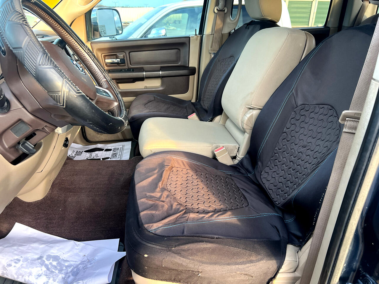 Dodge Ram 1500 4WD Crew Cab 140.5" SLT 2010