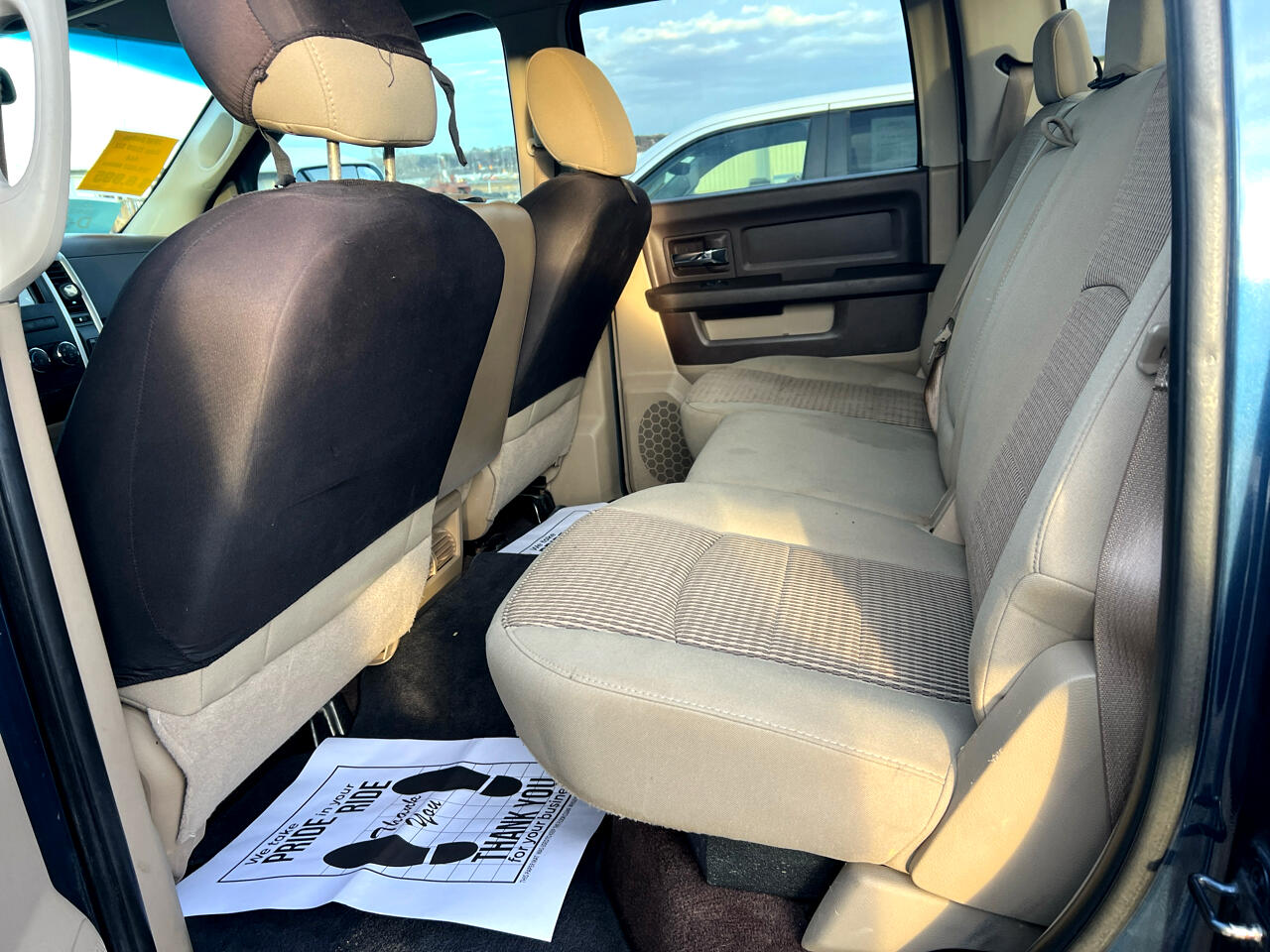 Dodge Ram 1500 4WD Crew Cab 140.5" SLT 2010