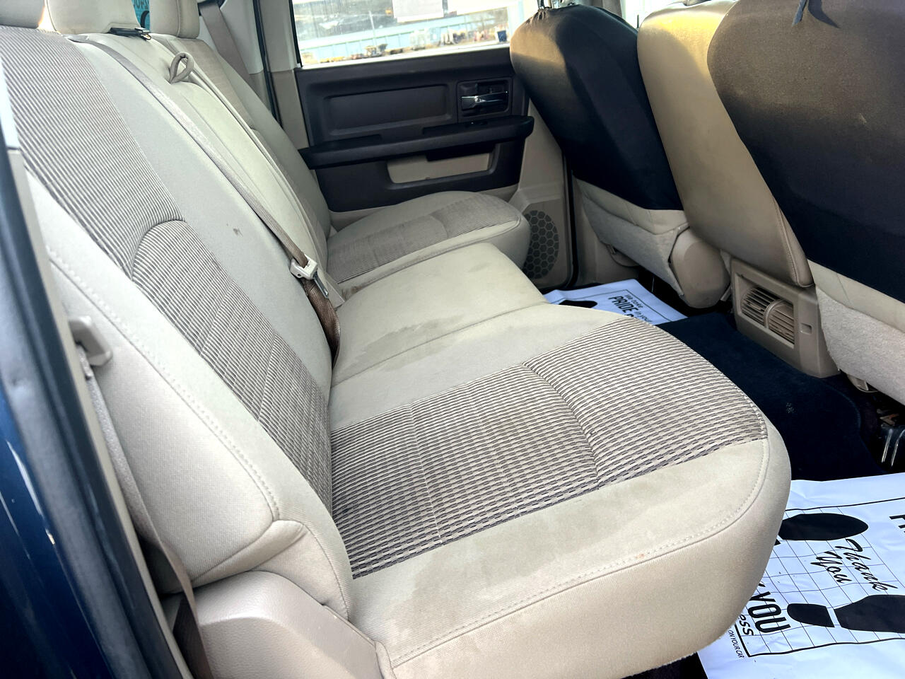 Dodge Ram 1500 4WD Crew Cab 140.5" SLT 2010