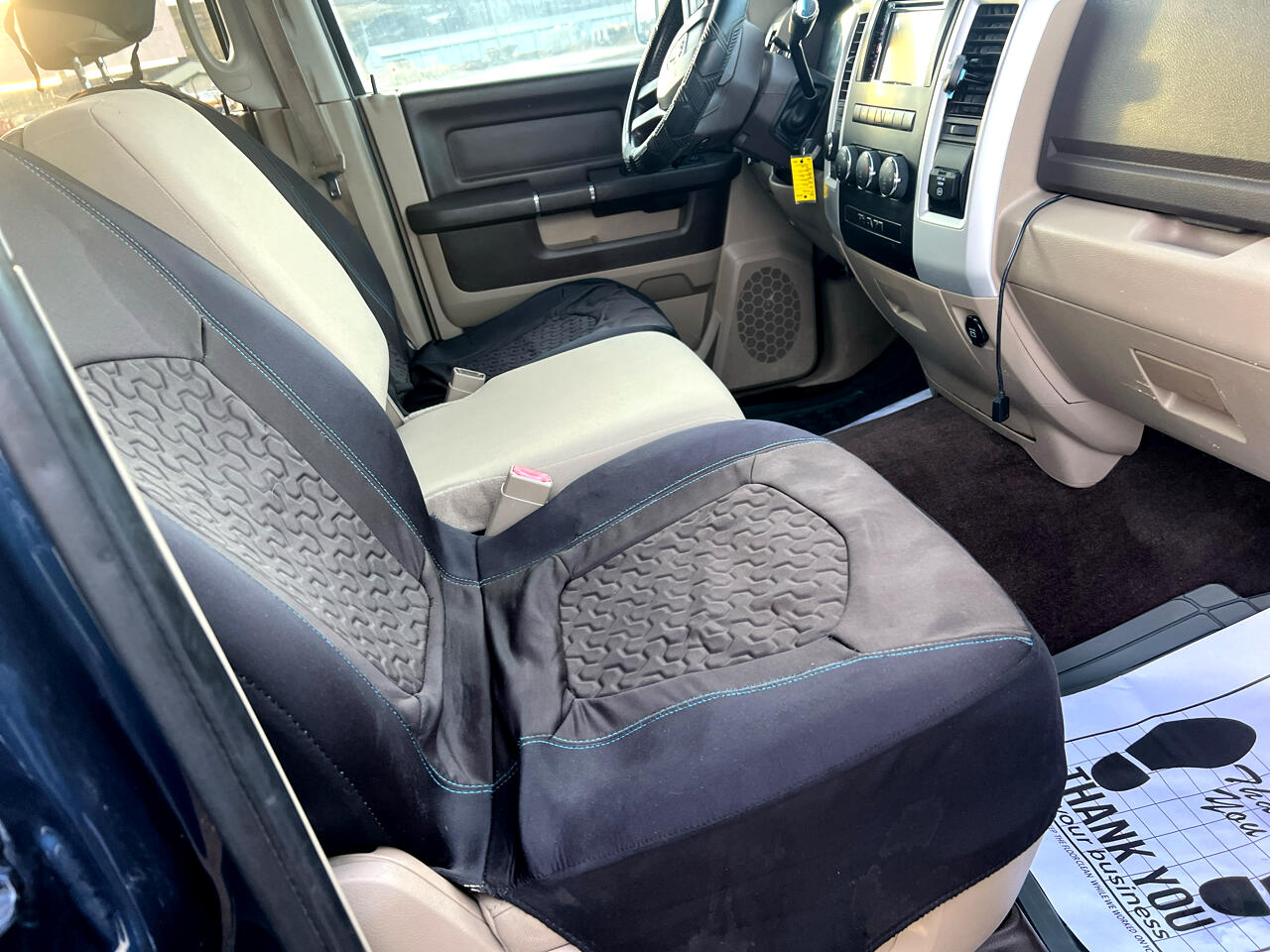 Dodge Ram 1500 4WD Crew Cab 140.5" SLT 2010