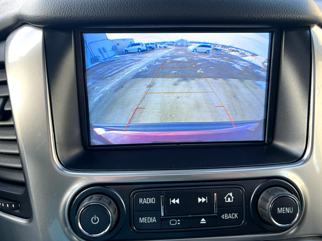 Chevrolet Suburban 4WD 4dr LT 2020