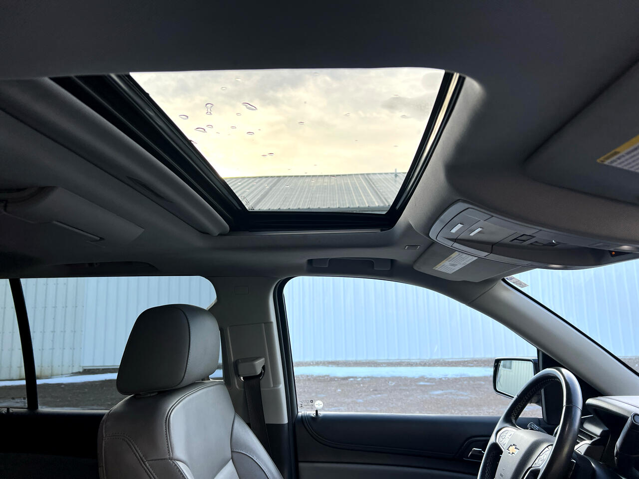 Chevrolet Suburban 4WD 4dr LT 2020