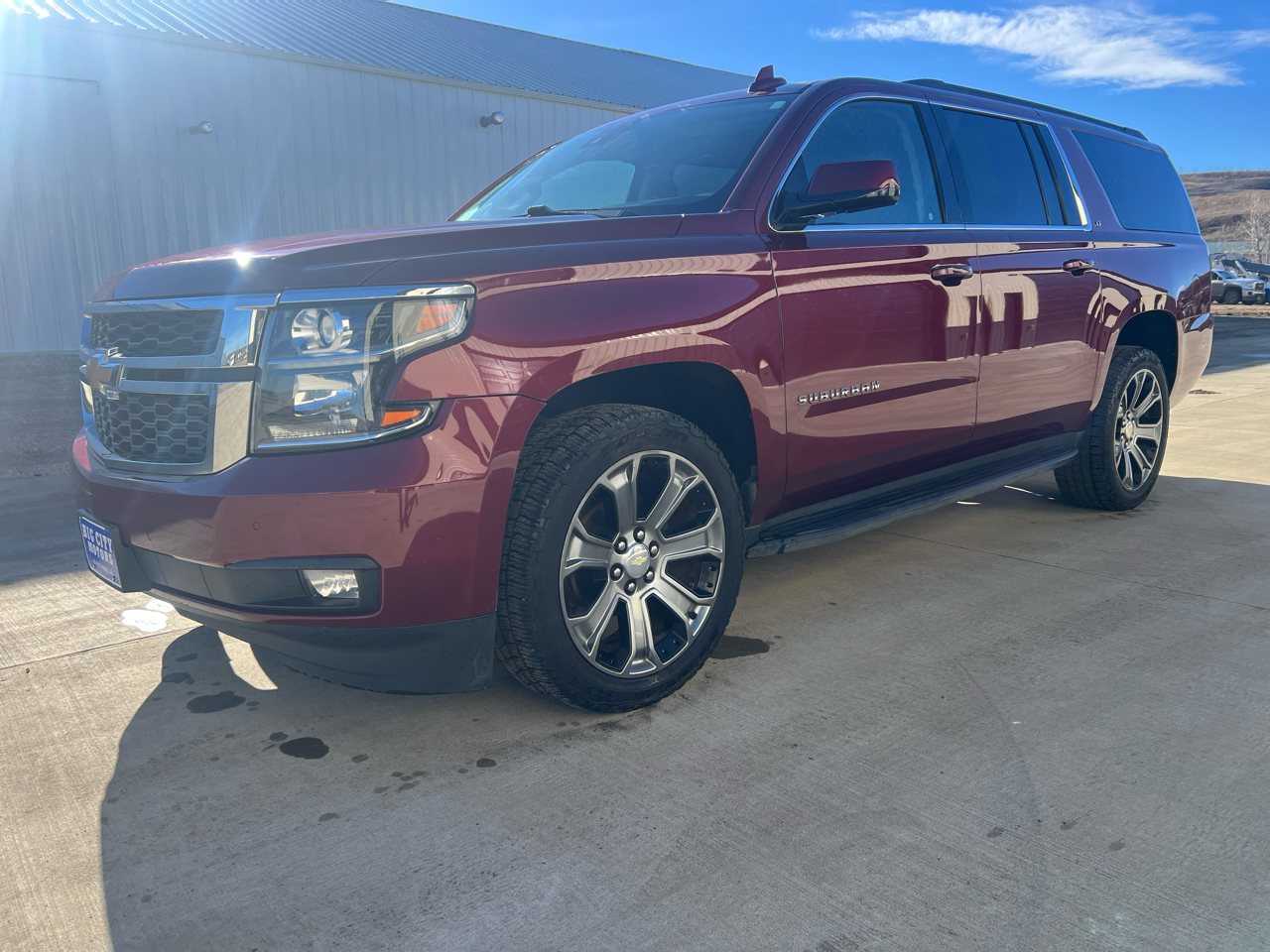Chevrolet Suburban 4WD 4dr LT 2020