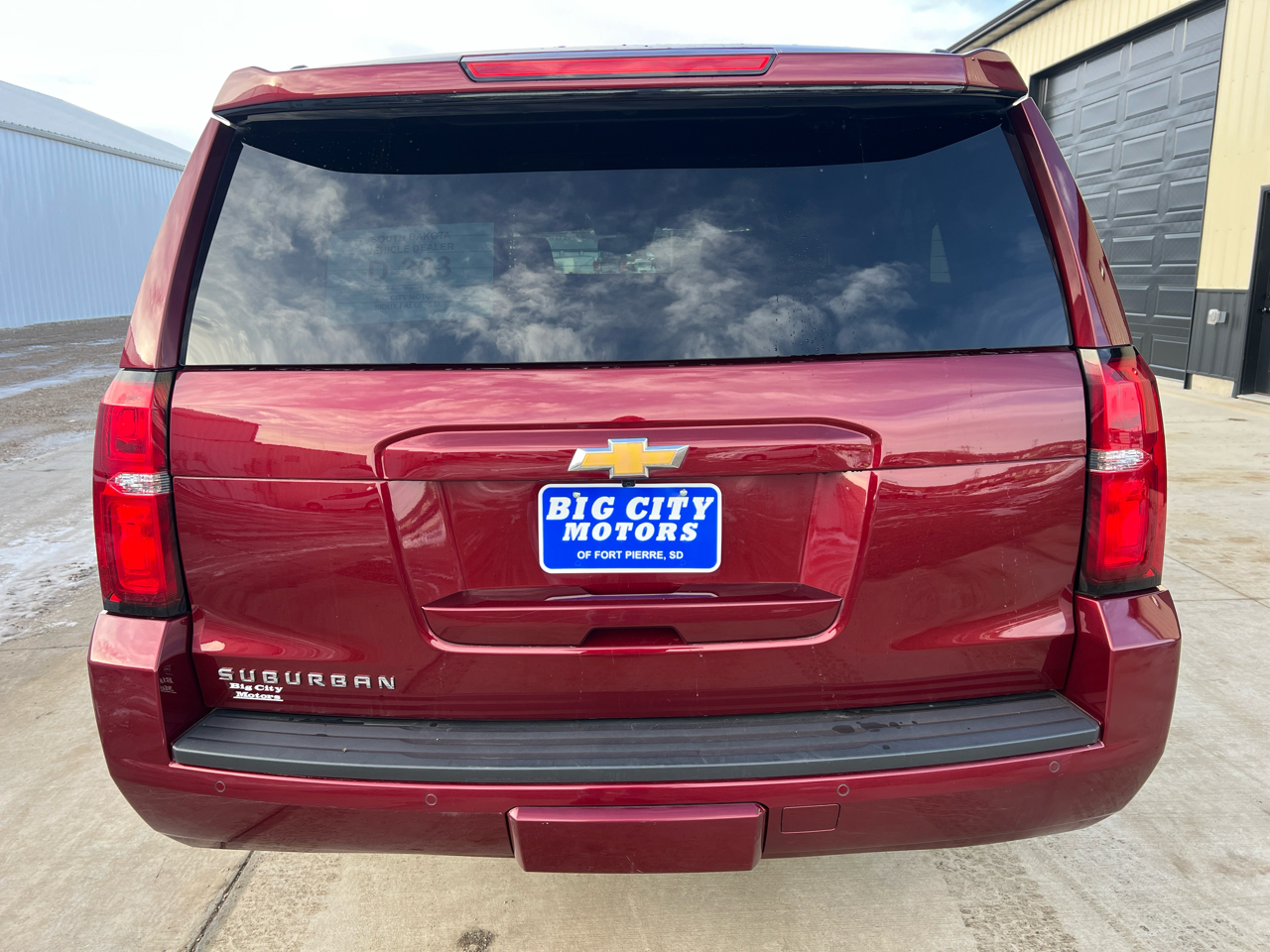 Chevrolet Suburban 4WD 4dr LT 2020