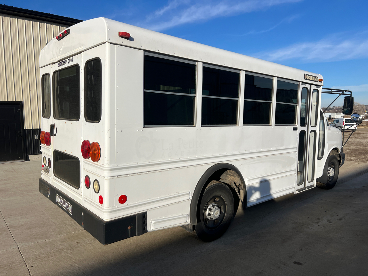 Chevrolet Express Commercial Cutaway 139" WB C6Y SRW 2007