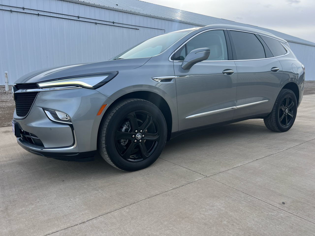 Buick Enclave AWD 4dr Essence 2023