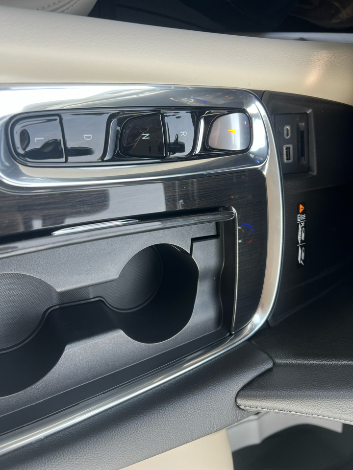 Buick Enclave AWD 4dr Essence 2023