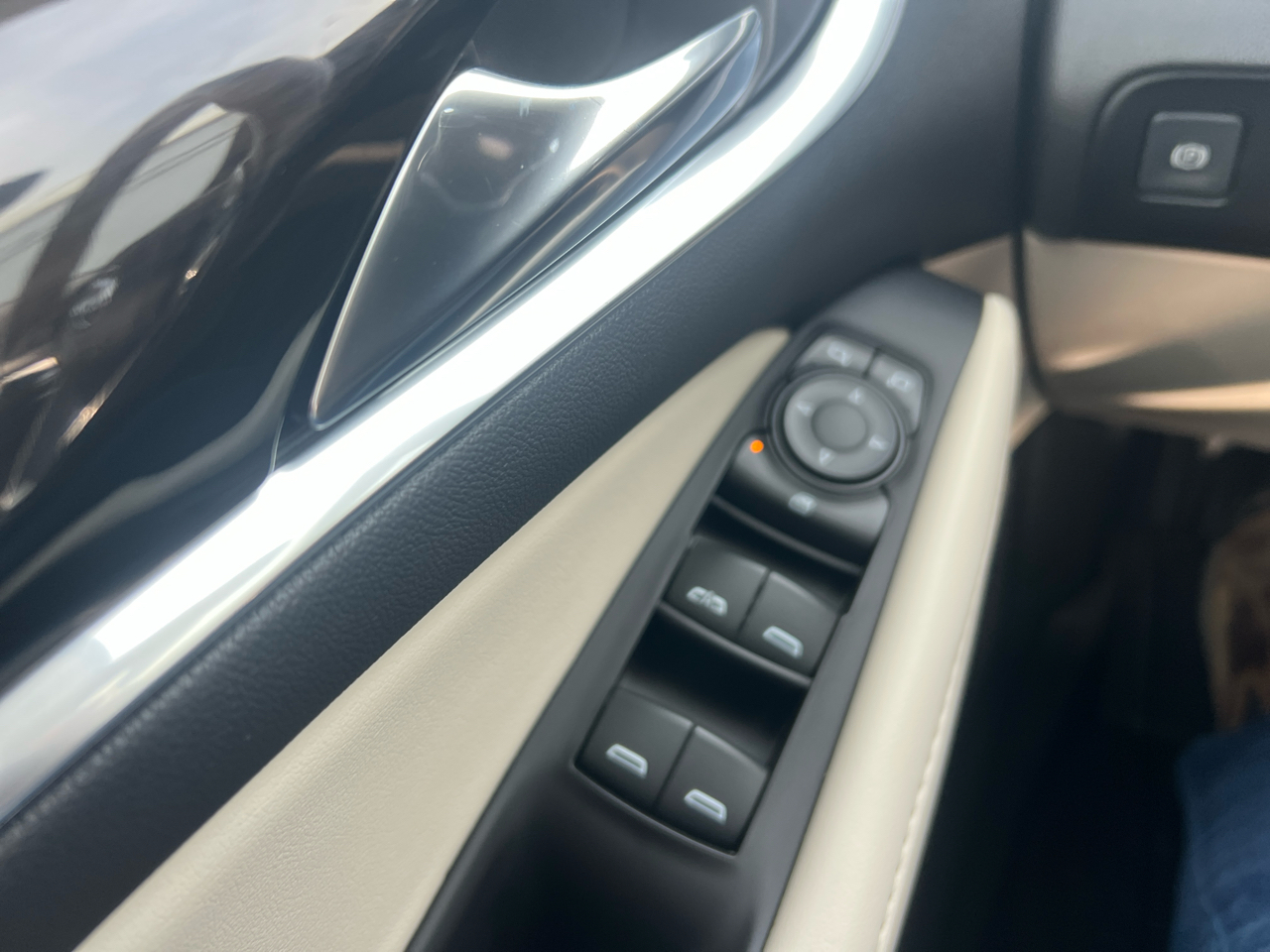 Buick Enclave AWD 4dr Essence 2023