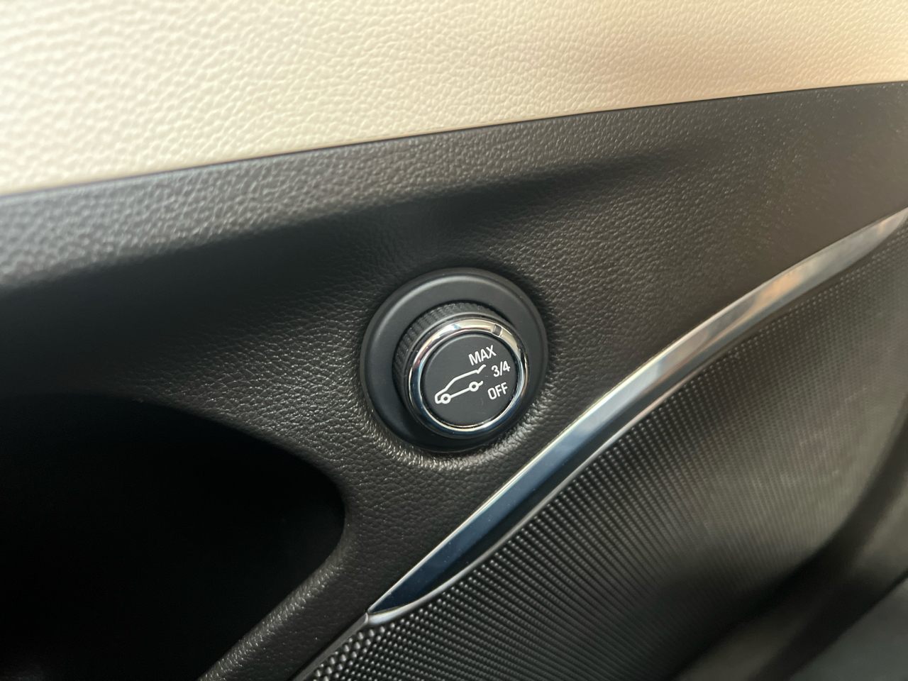 Buick Enclave AWD 4dr Essence 2023